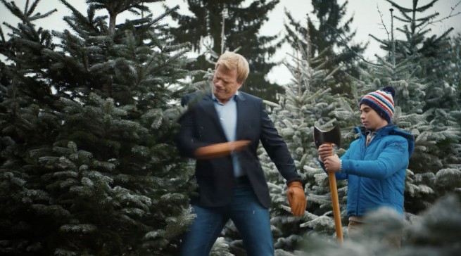 Torwart-Titan Oliver Kahn ist wieder für Euronics unterwegs.