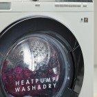 Was tun zum Erhalt feiner Stoffe? AEG hat Tipps für Wäschepflege - und die gehen über die eigenen Waschmaschinen hinaus.