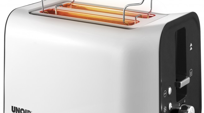 Der Unold Toaster Shine White mit Brötchenaufsatz