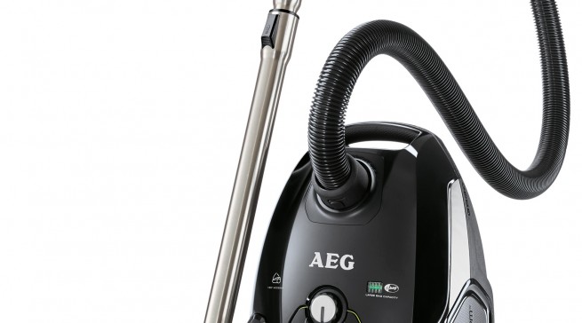 AEG Staubsauger SilentPerformer Öko ASP7130 aus 65 % Recyclingkunststoff.