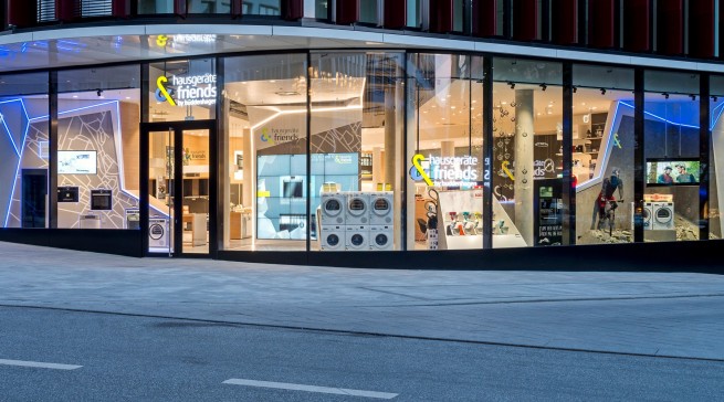Auf nach Hamburg: Hausgeräte der neuesten Generation präsentieren sich in einem Marken- und Erlebnisshop der neuesten Generation. Fotos: Buddenhagen