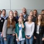 Die Schülerinnen und Schüler der Realschule Isernhagen stehen mit sechs weiteren Schulen im Finale um den „Kid Witness News“-Award von Panasonic.