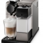 De’Longhi Nespresso Kaffeemaschine Lattissima Touch EN 550 mit Soft-Touch-Bedienfeld.
