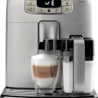 Der Saeco Kaffeevollautomat Intelia Deluxe mit der Milch karaffe