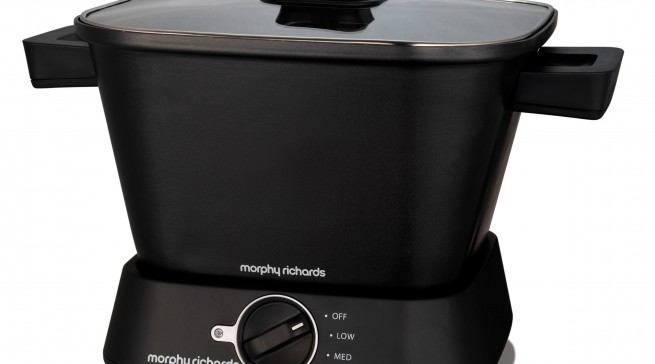 Morphy Richards Slow Cooker Sear and Stew Compact mit 3 Kocheinstellungen.