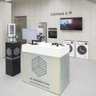 Auch vernetze Hausgeräte für Küche und Waschküche zählen zum Angebot der Kölner Filiale. (© Martin Hangen)