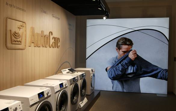 Panasonic setzt bei seinen Waschmaschinen auf AutoCare, ein Waschprogramm das dank diverser Sensoren und Features das Waschen komfortabel optimiert.