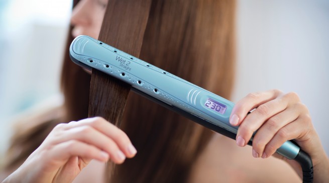 Remington Haarglätter Wet2Straight S7300 mit Temperatur-Booster.