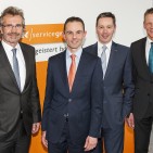 Der neue Aufsichtsrat der Bielefelder EK/servicegroup.(v.li.): Wolfgang Neuhoff, Hannes Versloot, Johannes Lenzschau und Wilhelm Behrends.