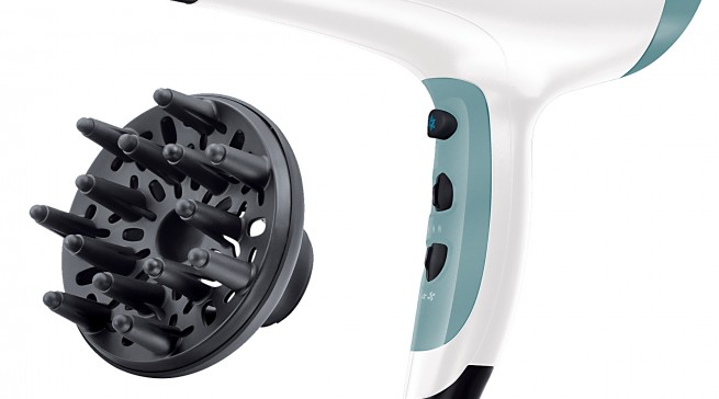 Remington Haartrockner Shine Therapy D5216 mit Ionen-Generator.