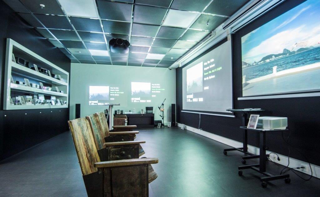 Ein eigenes Studio für Beamer: Für Media Markt ist das eine Premiere.