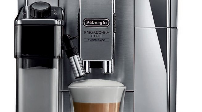 De´Longhi Kaffeemaschine PrimaDonna Elite Experience mit Sensor-Touch-TFT-Farbdisplay.