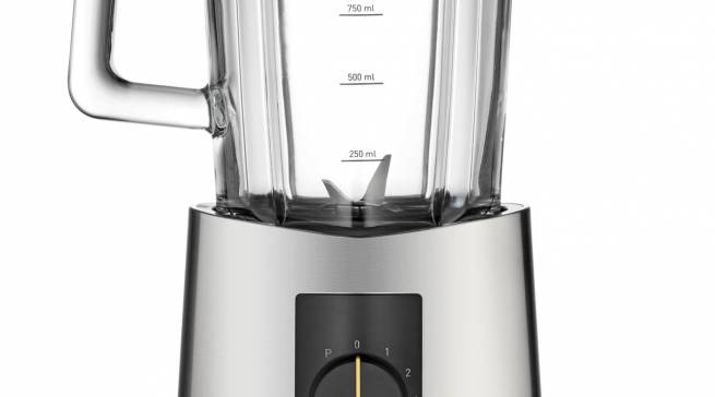 Grundig Standmixer Delisia SM 8680 mit Vierfach-Edelstahlmesser.