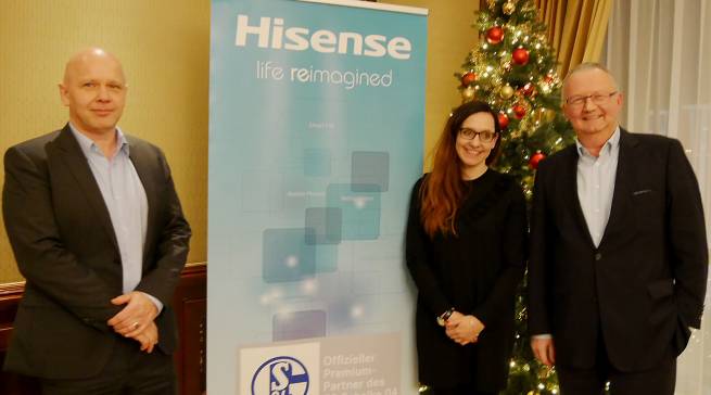 Gehen zielgerichtet den deutschen Markt an: Uwe Paul, Commercial Director Hisense Germany, Monika Dugandzic, Head of Marketing und Hans Wienands, Senior Vice President Hisense Germany (v.li.).