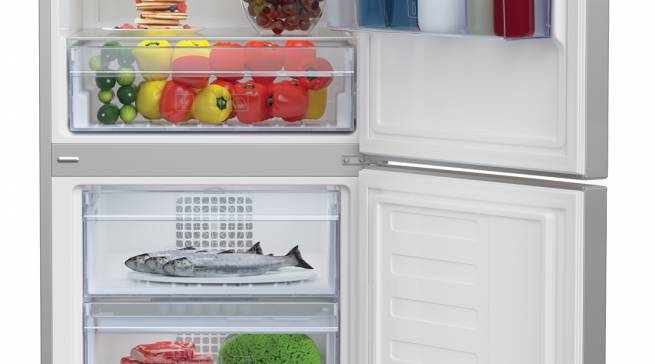 Beko Kühl-/Gefrierkombination RCHE390K30XP mit Energieeffizienzklasse A++.