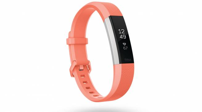 Der Alta HR Tracker liefert alle wichtigen Informationen, während das superschlanke Design für einen eleganten Auftritt sorgt. Zu einem UVP von 149,95 Euro ist das Gerät ab April erhältlich.