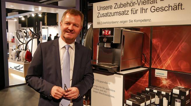 Uwe Meergans, BSH Consumer Products, Leitung Vertriebsregion Central, Eastern Europe: „In entspannter Atmosphäre stehen die passenden Experten Rede und Antwort – die ProTour ist eine ideale Plattform.“