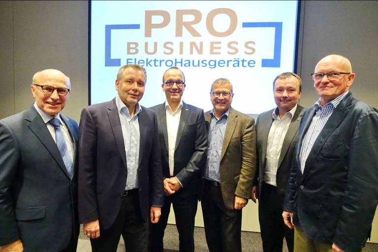 Pro Business: Heinz Werner Ochs geht, Berthold Niehoff kommt