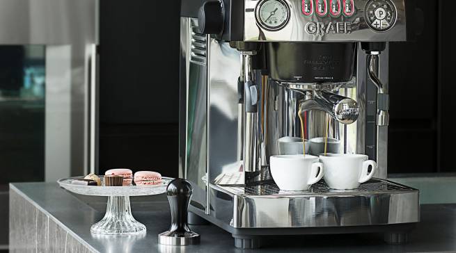 Graef Espressomaschine Baronessa ES 902 mit Pre-Infusion-Technologie.
