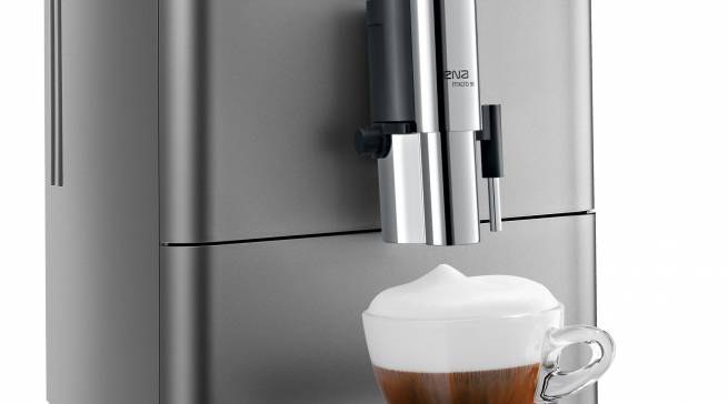 Jura Kaffeevollautomat ENA Micro 90 Dark Inox mit anthrazitfarbener Top- und Frontpartie.