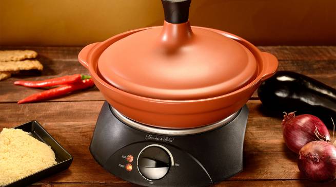 Rosenstein & Söhne Tajine-Tontopf ist ein elektrischer Schmortopf aus Terrakotta.