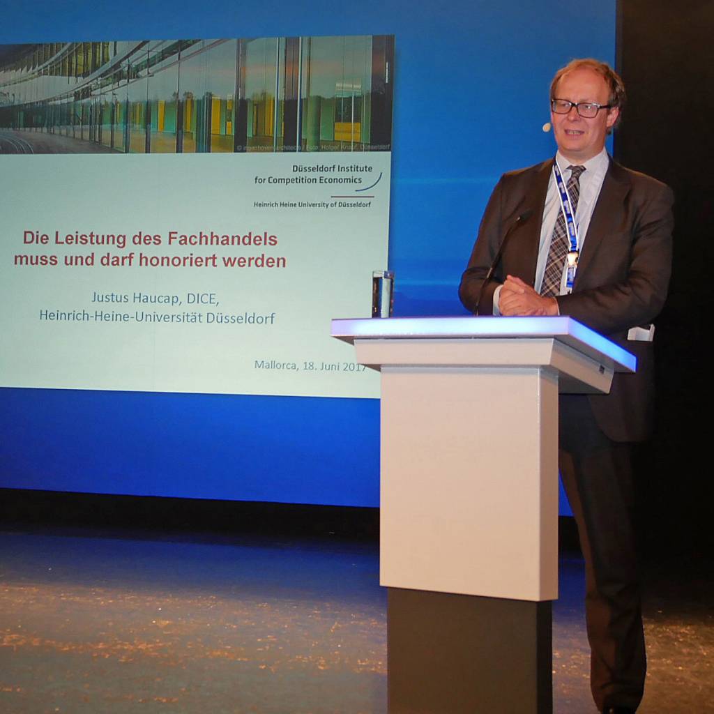 Prof. Dr. Justus Haucap zum Kartellrecht: Die Leistung des Handels muss honoriert werden.
