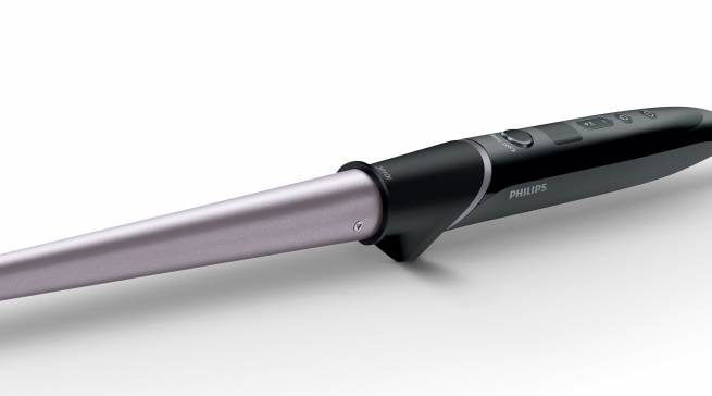 Der Philips StyleCare Glam Shine Curler BHB872/00