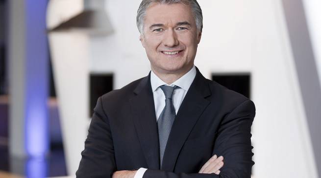 „Wir haben eine lange Tradition: Seit genau 130 Jahren zeichnen sich AEG-Produkte durch eine Kombination von innovativer Technik, höchster Qualität und klarem, funktionalen Design aus. Eine moderne A-Marke“, so Horst Nikolaus.