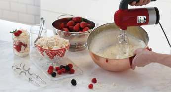 <h1>Kenwood Handmixer kMix</h1><h3 style='font-size: 20px; margin: 0px 0px 15px 0px;'>5 Geschwindigkeitsstufen, Sicherheitssystem</h3>