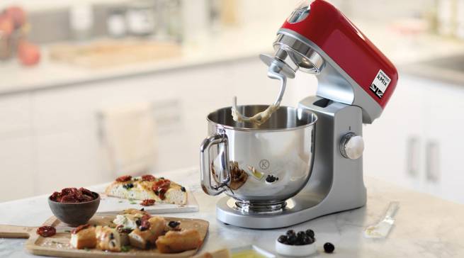 Kenwood Küchenmaschine kMix mit 6 Geschwindigkeitsstufen.