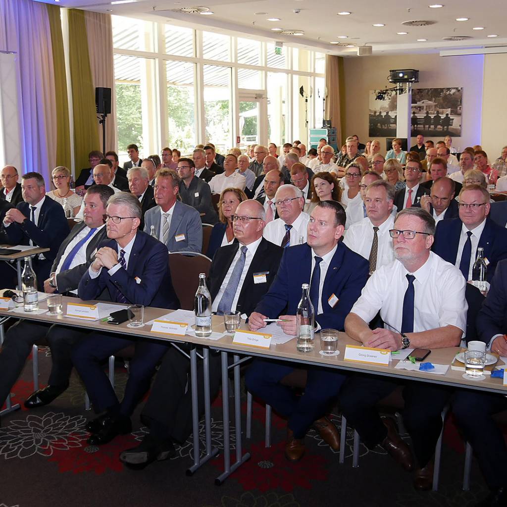 Die Mitglieder beschlossen auf ihrem Jahrestreffen die Auflösung des Vereinsstaus der WIR.