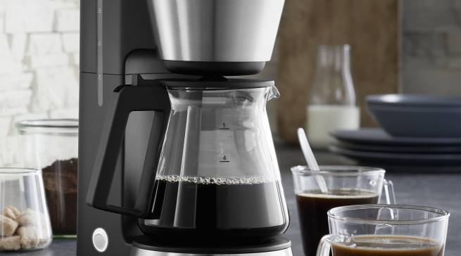 WMF KÜCHENminis Aroma Kaffeemaschine Thermotogo mit Thermotrinkbecher togo.