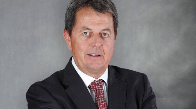 Mit Holger R. Terstiege am Ruder ist Fakir auf der Überholspur.