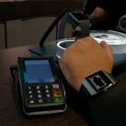 IFA Highlight: Die neue Fitbit Smartwatch Ionic ist bereits Mobile-Payment fähig.