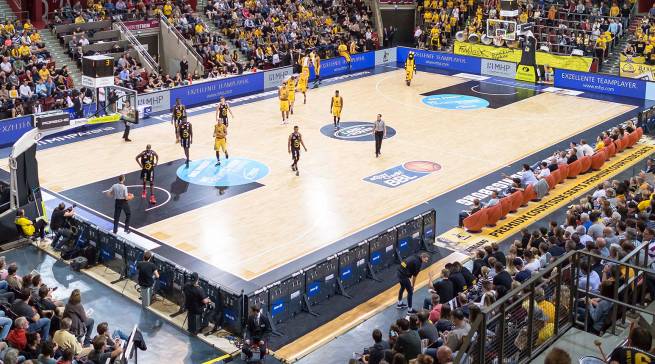 Kärcher + Basketball: Dynamik, die verbindet.