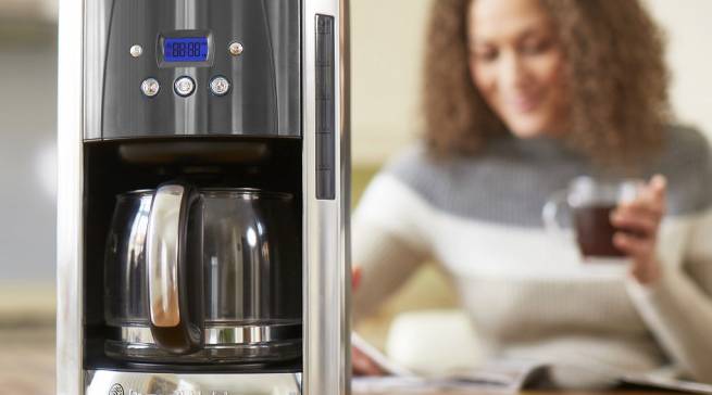 Russell Hobbs Kaffeemaschine Luna Moonlight Grey 23241-56 mit Brausekopf-Technologie.