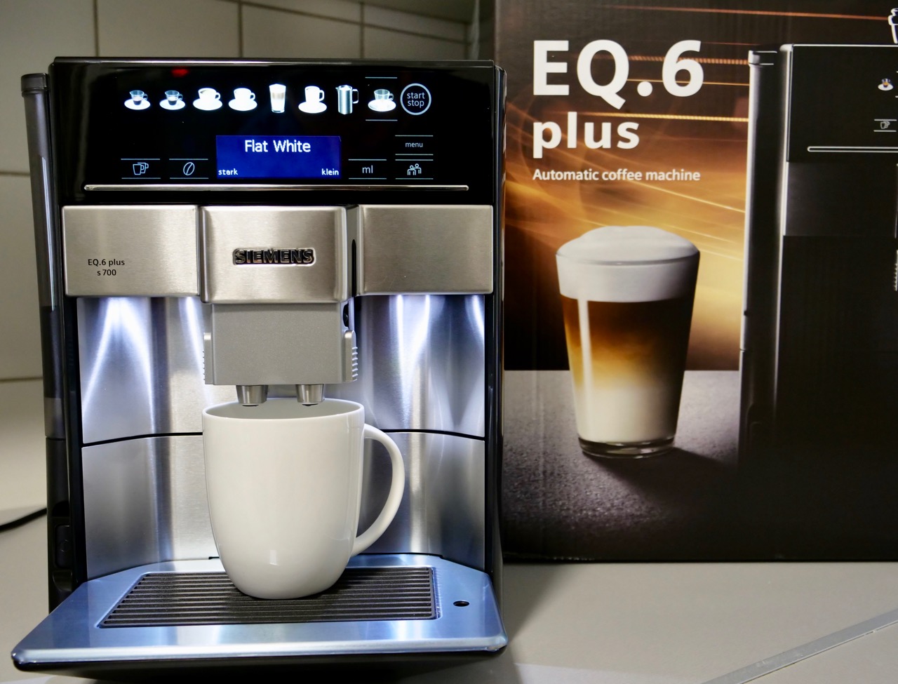 Eq 6 plus s100. Siemens EQ 6 Plus s700. Kaffeevollautomat Siemens. Siemens EQ.700 S.