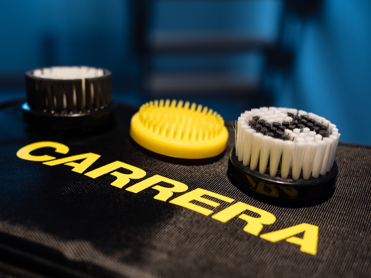 Carrera - elektrische Gesichtsreinigungsbürste