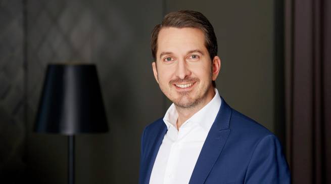 Daniel Engelhard übernimmt die bisherige Aufgabe von Marco Tümmler als Vertriebsleiter für den Möbel- und Küchenfachhandel bei Siemens.