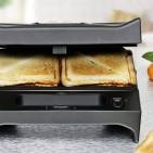 Rommelsbacher Toast & Grill SWG 700 kann toasten und grillen.