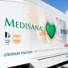 Mit einem eigens designten Truck steuert Medisana seine Partner im Handel an.