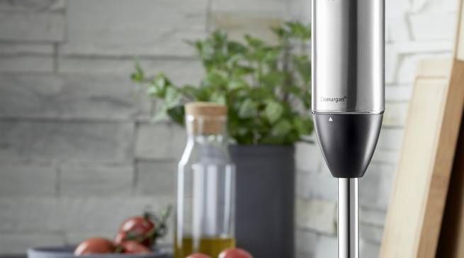 WMF Kult X Stabmixer Edition mit Perfect Cut Technologie.