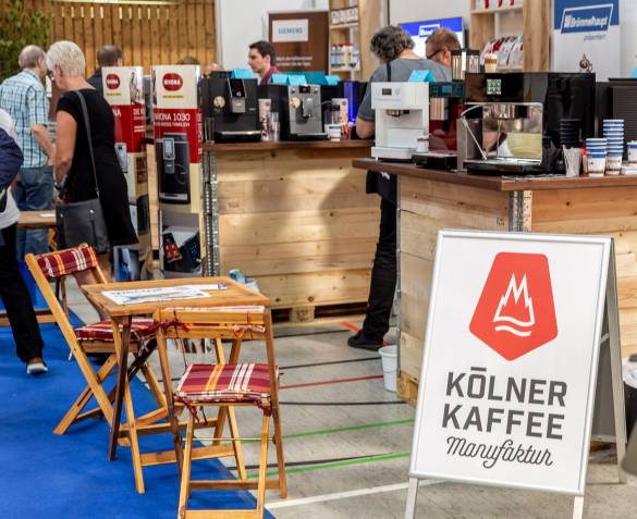 Für den Kaffee-Nachschub sorgt die Kölner-Kaffeemanufaktur.