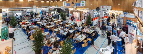 Wie eine kleine IFA: Fachhandelsmesse von Brömmelhaupt.