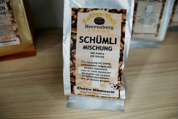 Seit Jahren kooperiert EP: Hämmerle mit einer kleinen Rösterei in der näheren Umgebung. Das Label „Kaffeewelt Herrenberg“ steht bereits seit Jahren für besten Kaffeegenuss in der Region. 