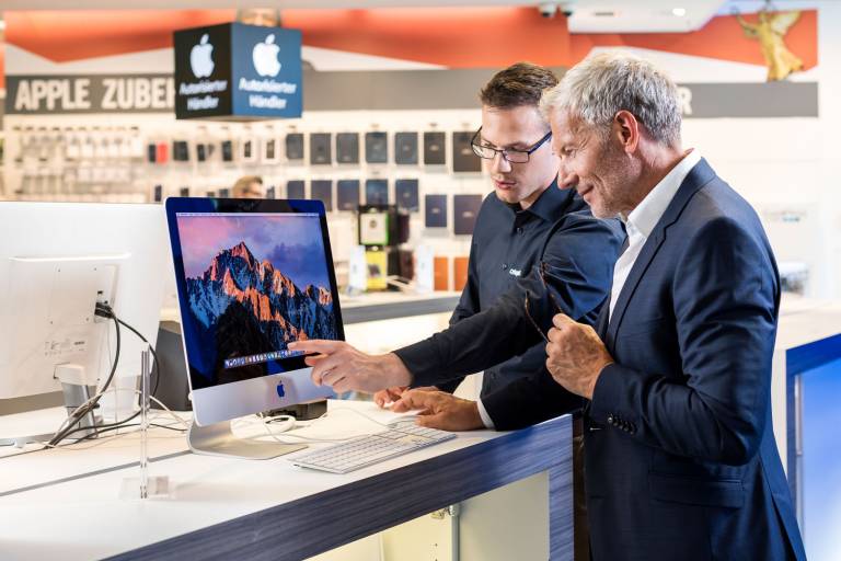 Cyberport bei Service & Beratung führend