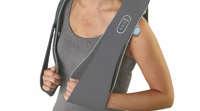 HoMedics Nackenmassagegerät NMS-700RCG-EU mit Wärmefunktion und Akkubetrieb.