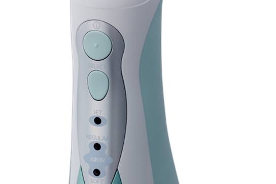 Panasonic Munddusche EW1311 mit 3-stufiger Wasserstrahlintensität.