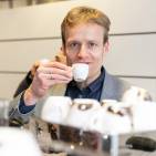 „Wir sind die Kaffee-Experten von nebenan“, Brömmelhaupt Geschäftsführer Robert Drosdek.