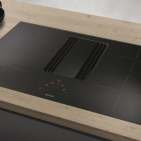 berbel Dunstabzugshaube Downline Compact mit Dunstabzug im Kochfeld.